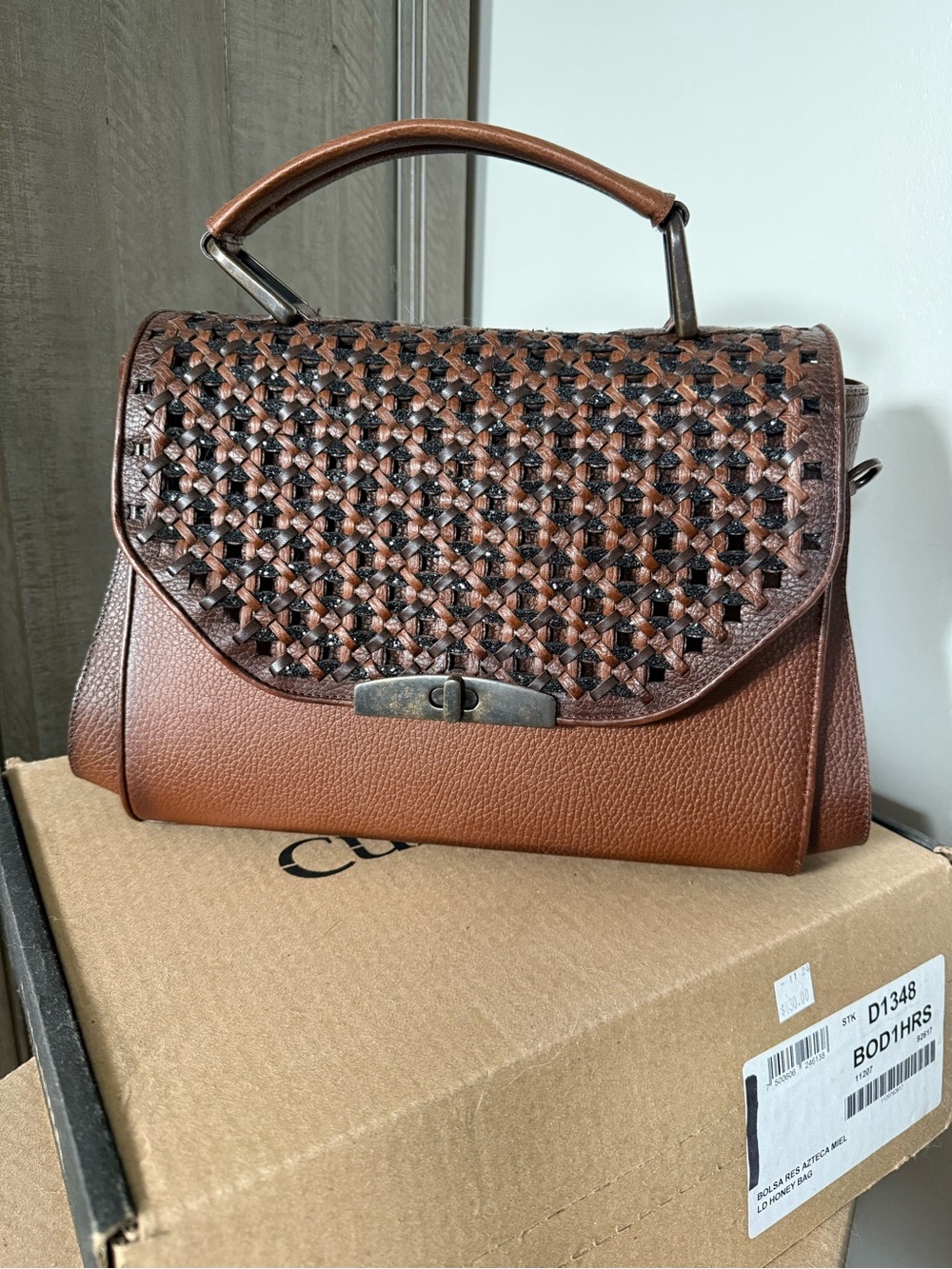Cuadra Hand Bag